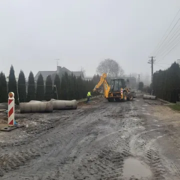 Trwa remont dróg na os. Mickiewicza w Radomsku