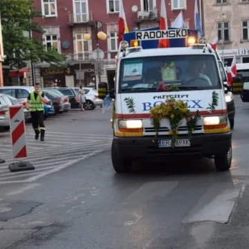 Wierni z Radomska wyruszyli na Jasną Górę