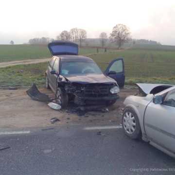 [WIDEO] Wypadek w miejscowości Zakrzew: dzieci w szpitalach, ranny 18-latek