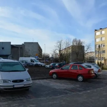 Nowy parking na ulicy Piastowskiej