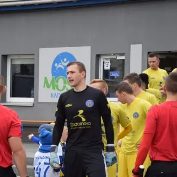 RKS Radomsko remisuje z Bronią Radom 1:1