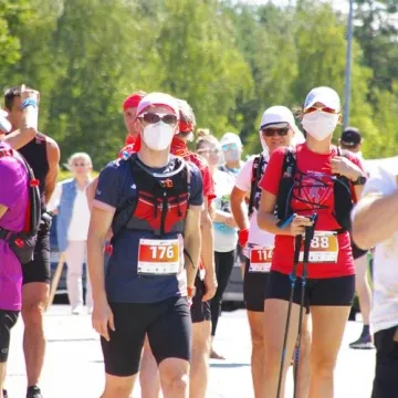 300 biegaczy zmierzyło się z Górą Kamieńsk