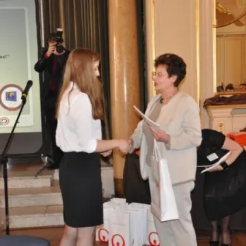 Uczennice Elektryka najlepsze w województwie