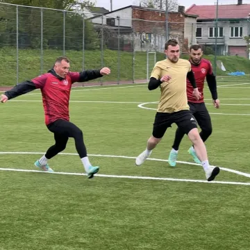 Żuczek Dobromierz pierwszym liderem „Szóstek” w Radomsku