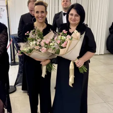 Odliczanie do matury rozpoczęło się eleganckim balem w LO Przedborzu