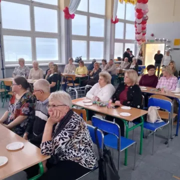 Karnawał połączył pokolenia w PSP nr 3 w Radomsku