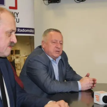 Dwa oddziały z wyższym stopniem referencyjności 