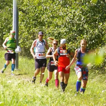 300 biegaczy zmierzyło się z Górą Kamieńsk