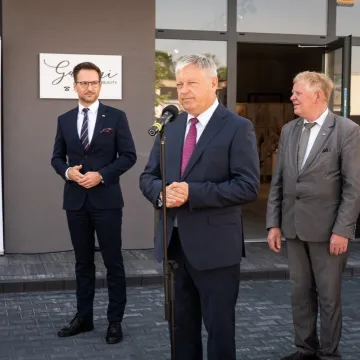 Łódzka Specjalna Strefa Ekonomiczna przekaże 5 mln zł na szkolenia dla uchodźców z Ukrainy