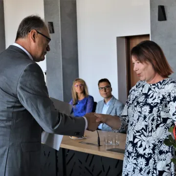 W szkołach w Radomsku będzie 25 nowych nauczycieli mianowanych