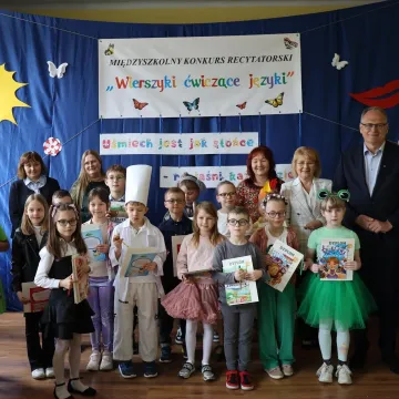 „Wierszyki ćwiczące języki” – konkurs recytatorski w PSP 2 w Radomsku