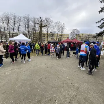 [WIDEO] Radomsko uczciło Żołnierzy Wyklętych biegiem Tropem Wilczym