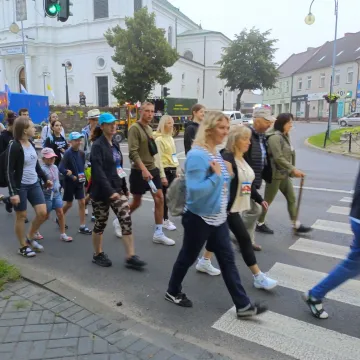 Pielgrzymi z Radomska wyruszyli na Jasną Górę