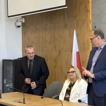 Energetyczne tornistry trafiły do pierwszoklasistów z Radomska