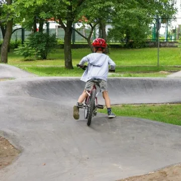 Pumptrack w Radomsku oficjalnie oddany do użytku