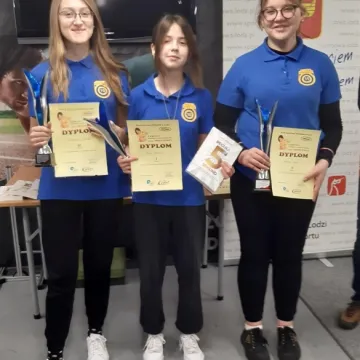 Medale dla zawodników OKSS „10-tka”