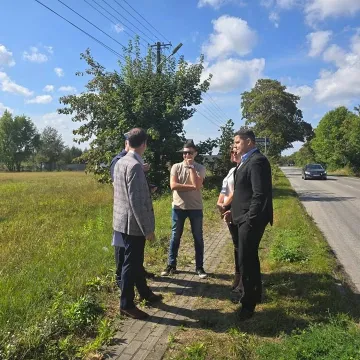 Duże zainteresowanie budową chodnika w Gorzędowie przy ul. Sikorskiego