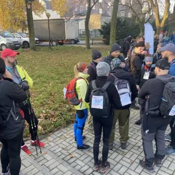 Na trasie Pieszego Maratonu Niepodległości