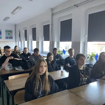 Hotelarstwo, rachunkowość i zagraniczne praktyki. ZSE zaprosiło ósmoklasistów