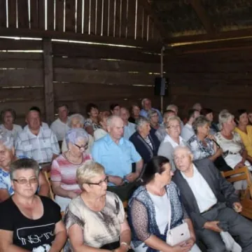 Niedziela w zagrodzie tatarskiej