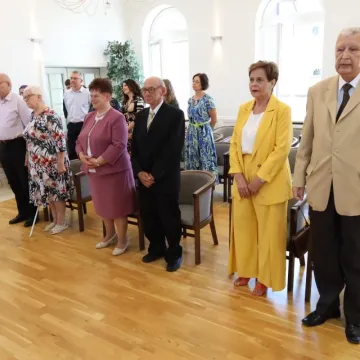 Złoci małżonkowie uhonorowani medalami