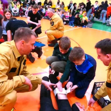 PSP Strzałków: Dzień wiosny z udziałem strażaków