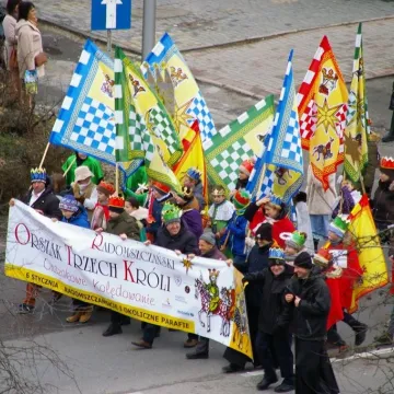 Orszak Trzech Króli 2023 w Radomsku