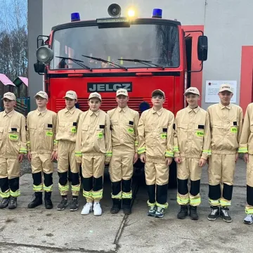 Specjalistyczne ubrania dla OSP Bogwidzowy