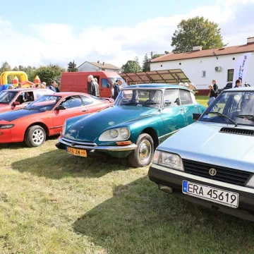 Lokalne tradycje w centrum uwagi podczas święta ziemniaka w Dmeninie
