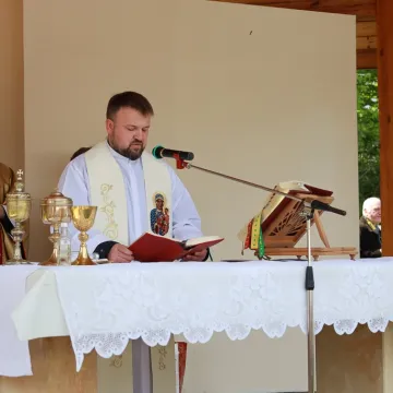 W Bąkowej Górze upamiętniono zamordowanych żołnierzy KWP