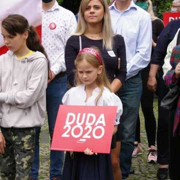 Posłowie PiS: Andrzej Duda to gwarant dalszego rozwoju Polski