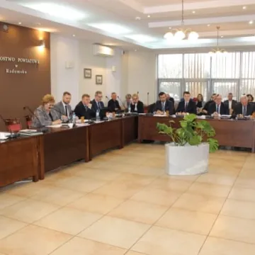 Wyższy podatek od nieruchomości uchwalony