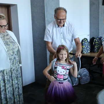 „Energetyczne Tornistry” trafiły do pierwszoklasistów z Radomska