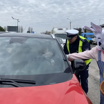 Świąteczny czas i większa czujność. Funkcjonariusze przypominali o bezpieczeństwie