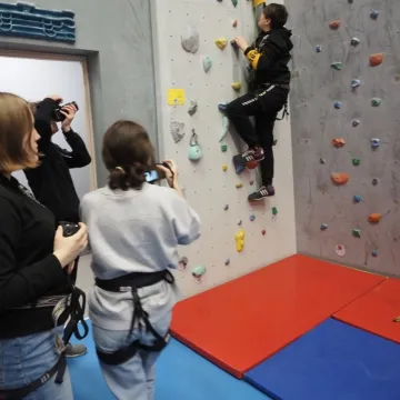 Nauka fotografii na ściance wspinaczkowej