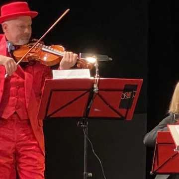 „Grohman Orchestra” na jubileusz i otwarcie sali widowiskowej MDK w Radomsku