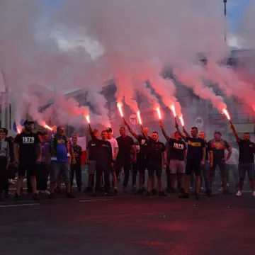 Pamiętają o bohaterach. Kibice RKS Radomsko uczcili godzinę „W”