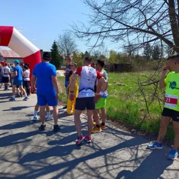 Bieg Charytatywny ulicami Radomska. Cel? Pomoc dla Pauliny