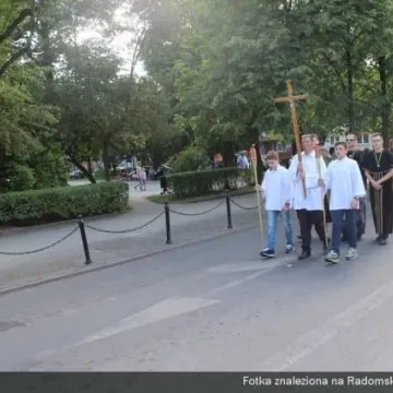Procesja jadwiżańska przeszła przez Radomsko