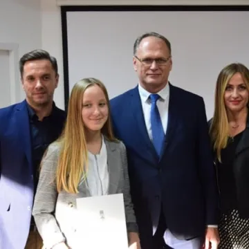 Najzdolniejsi uczniowie otrzymali stypendia prezydenta