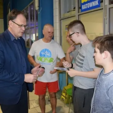 Nocne pływanie w Radomsku