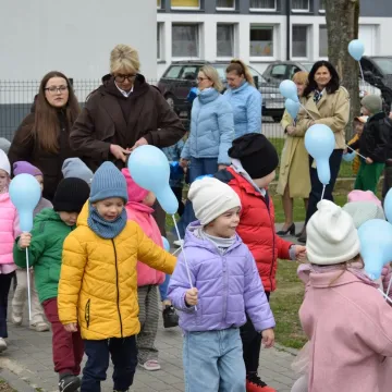 Radomsko włączyło się w obchody Dnia Autyzmu