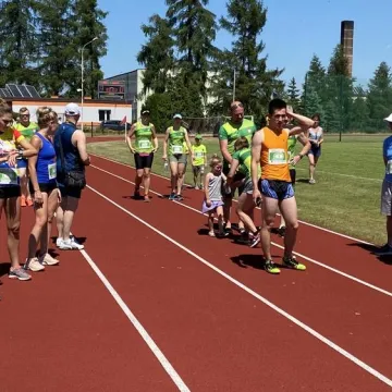 „Bieg na 1 Milę” na otwarcie nowej bieżni w Kamieńsku