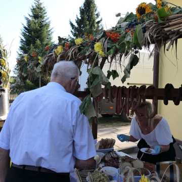 Parafia Dziepółć dziękowała za plony