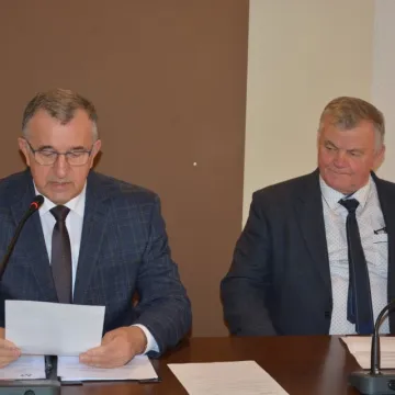 Radni rozmawiali o placówkach „KAMIL”