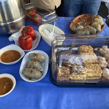 Kietlin świętował przy stole i na zjeżdżalni