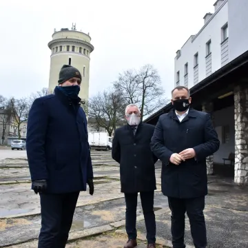 Piotrków Tryb.: powstanie Powiatowe Centrum Przesiadkowe