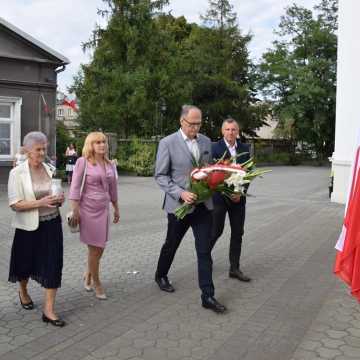 W Radomsku upamiętniono 80. rocznicę wybuchu Powstania Warszawskiego