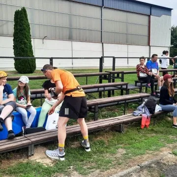 Ponad setka biegaczy stanęła na starcie biegu ulicznego w Radomsku