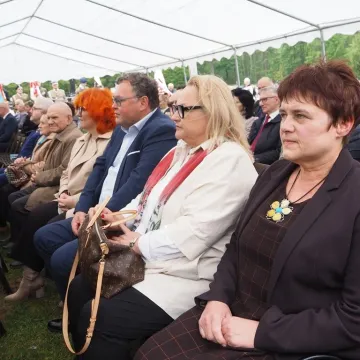 W Bąkowej Górze upamiętniono 77. rocznicę mordu żołnierzy KWP